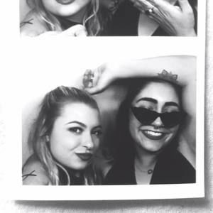 Meet your Posher, Defne